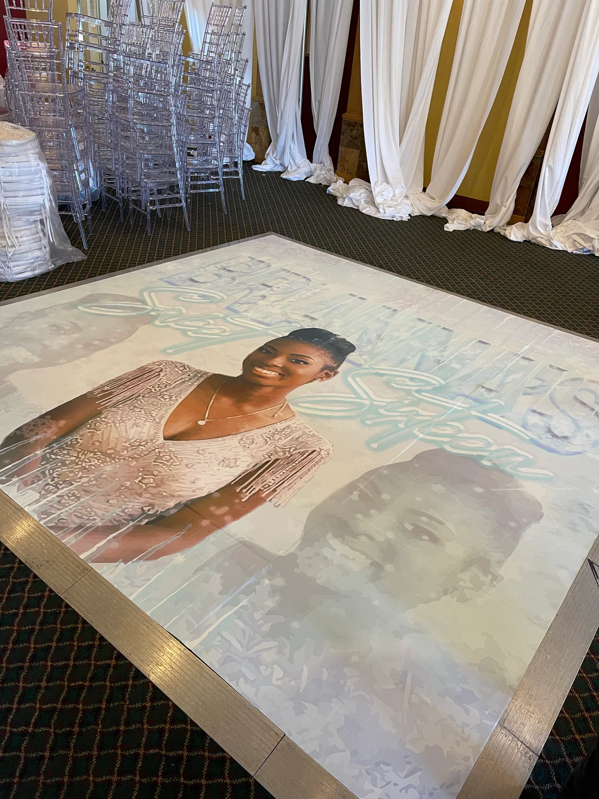 Square Floor Wrap - Image 4