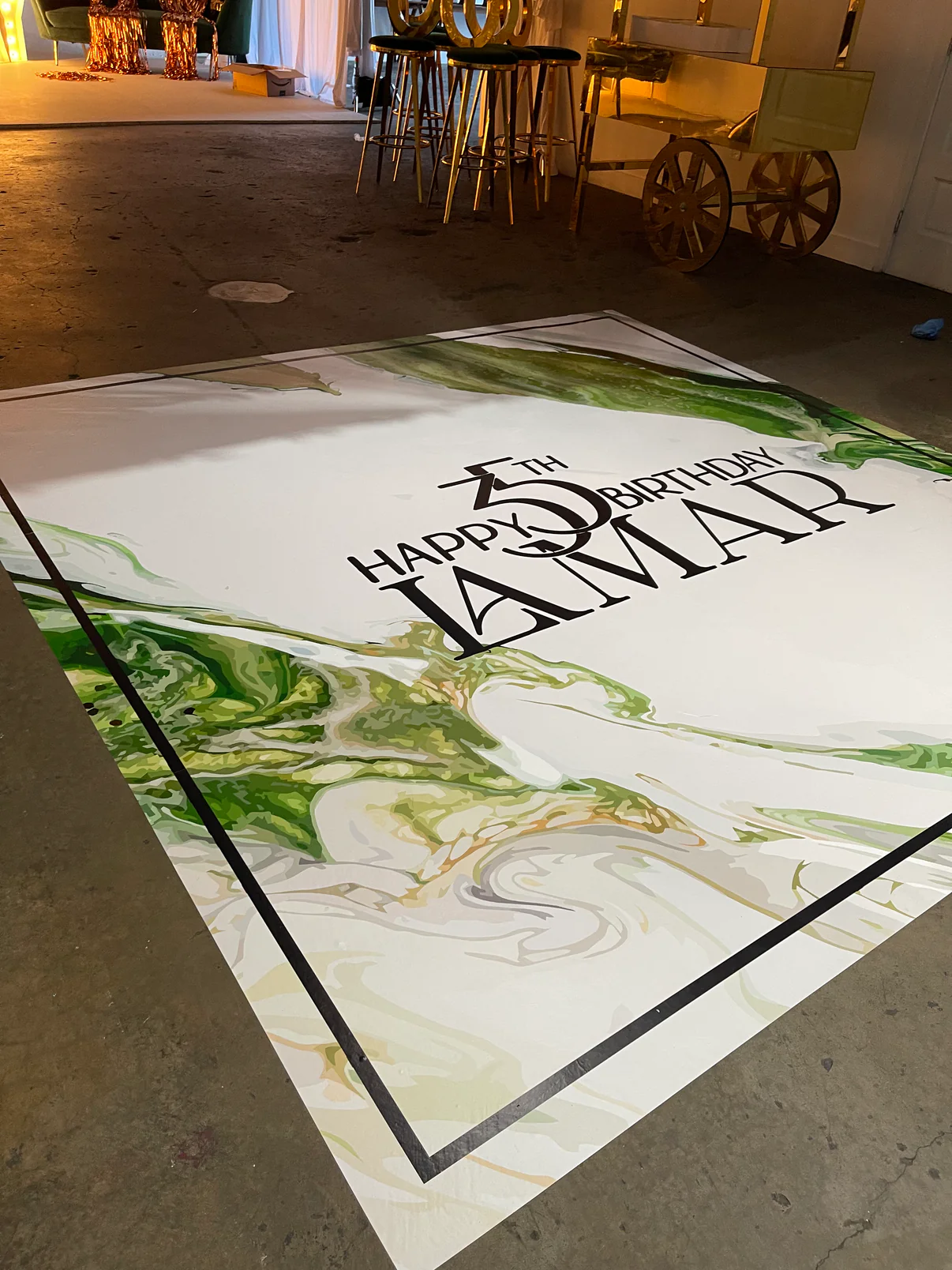 Square Floor Wrap - Image 5